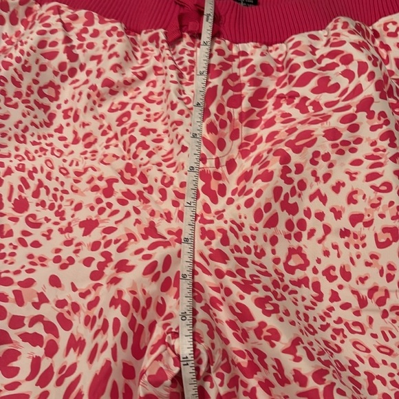 The Children’s Place Athletic Dept Authentic Sportswear Pink Chetah Winter Pants - Picture 14 of 15